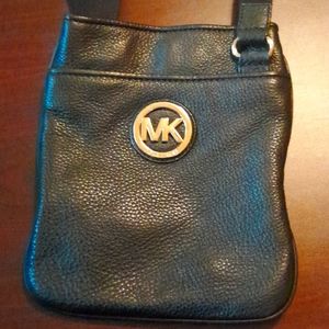 Authentic Michael Kors crossbody
